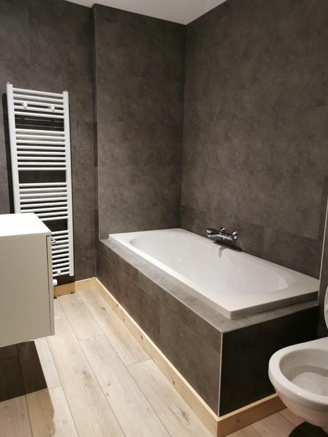 Luxury Spa Hotel - Francofolies Esterno foto