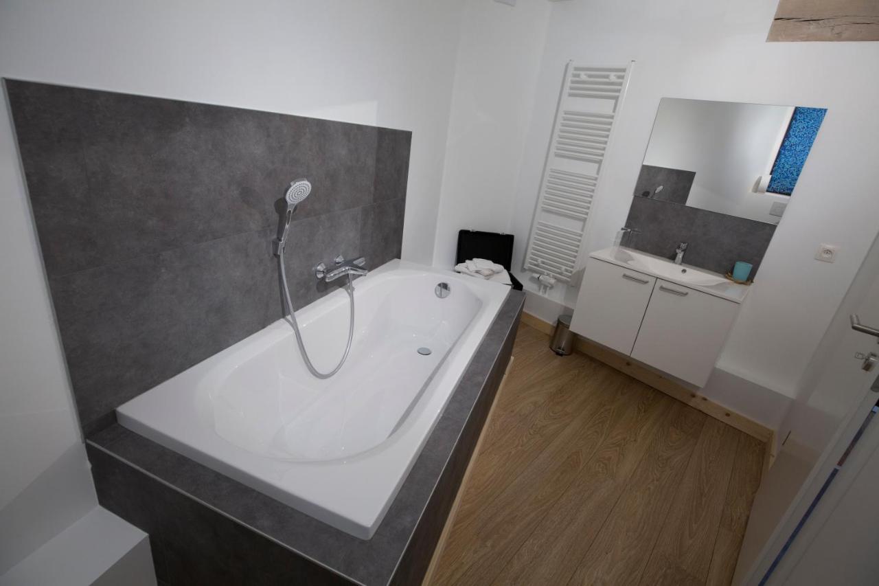 Luxury Spa Hotel - Francofolies Esterno foto