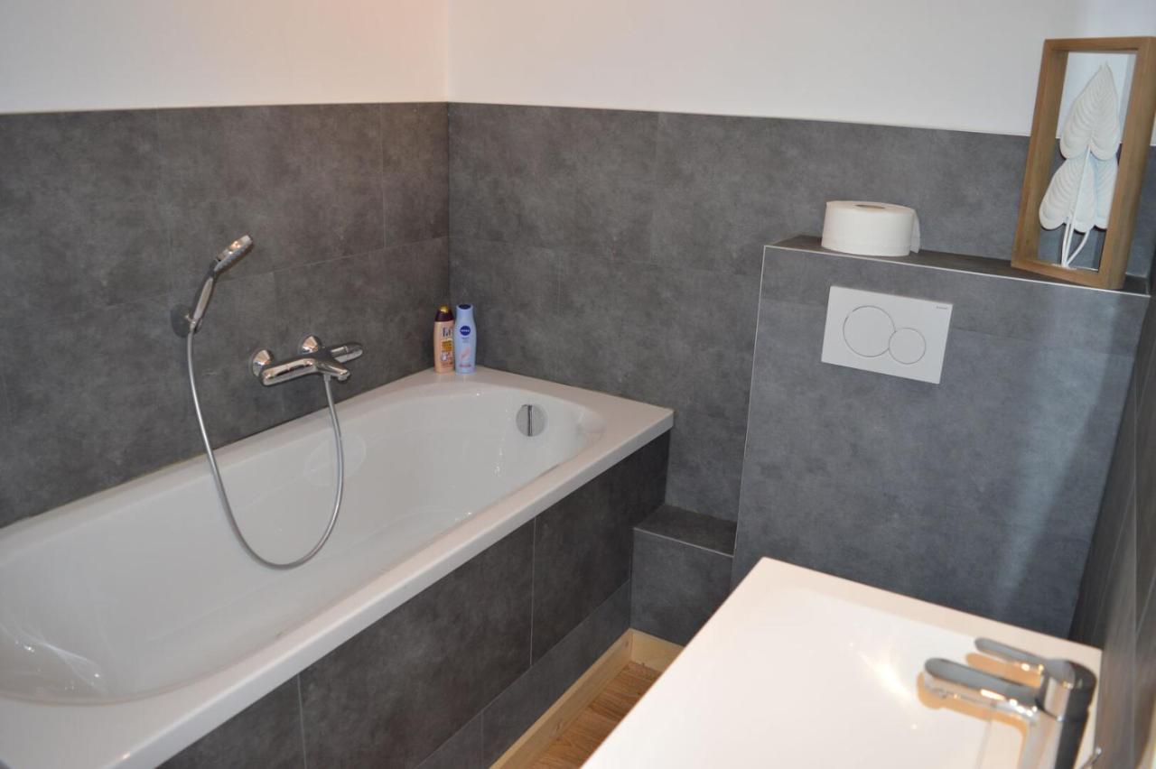 Luxury Spa Hotel - Francofolies Esterno foto